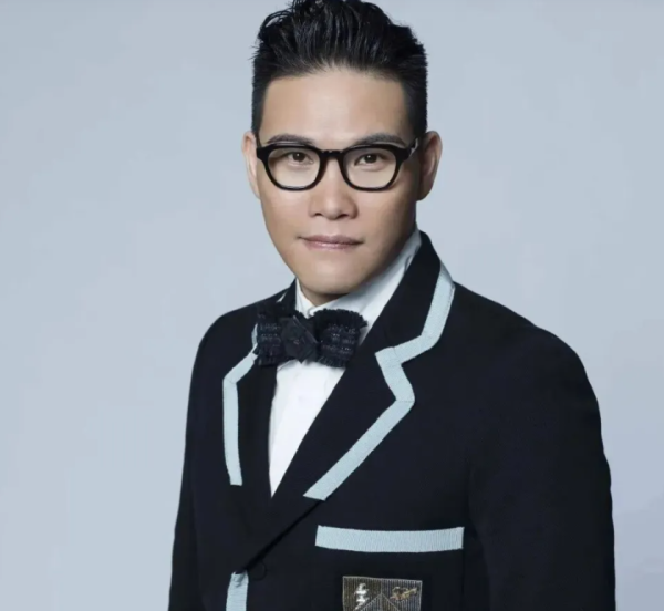 配资盘官网最新信息 苏永康演唱会风波升级！网友曝在肇庆10月4日演唱会的宣传报仍在